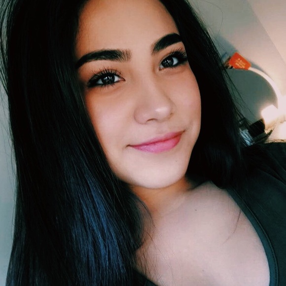 Meet your Posher, Jenny - Picture 1 of 1